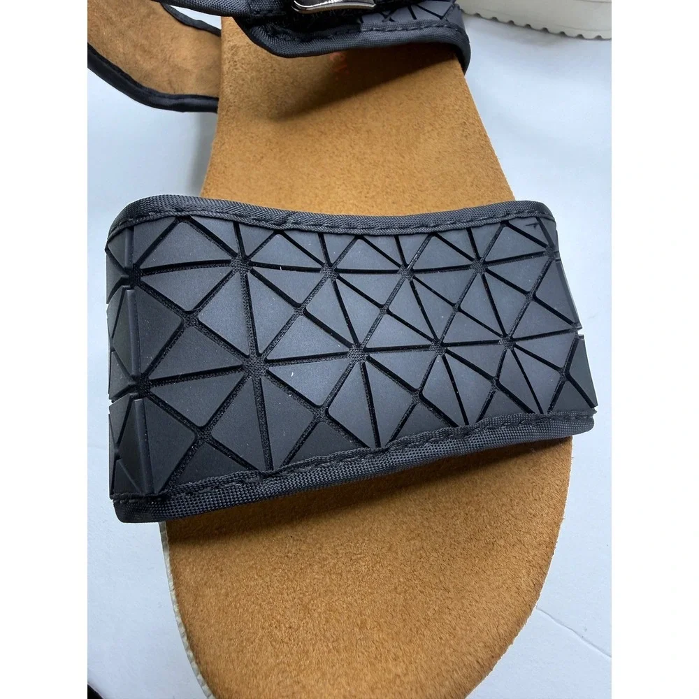 Bernie Mev New York Black Geometric Triangle‎ Platform Slingback Sandals Size 40